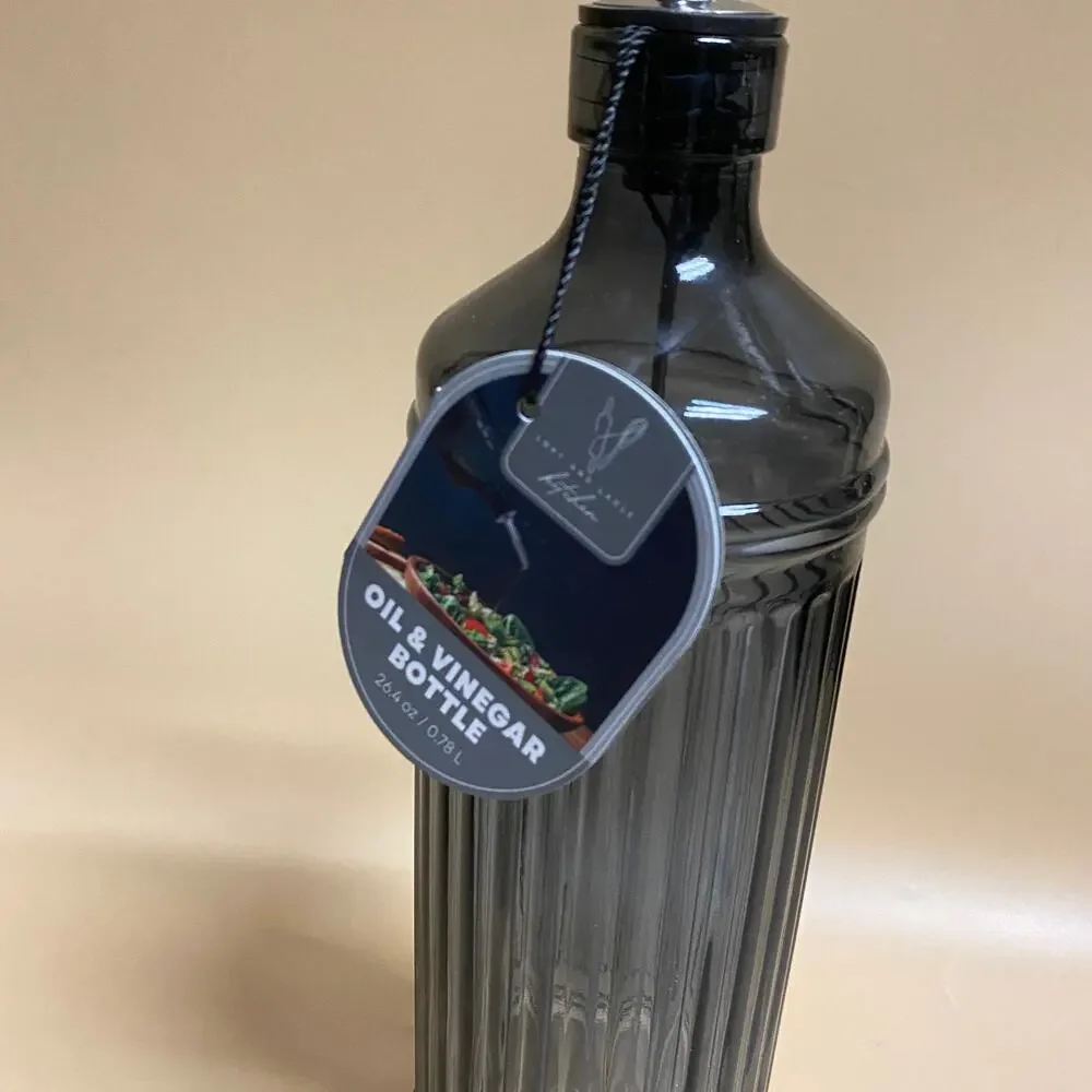 New Loft and Ladle Kitchen Gray Tinted Oil & Vinegar Bottle 26.4 oz 0.78 L NWT